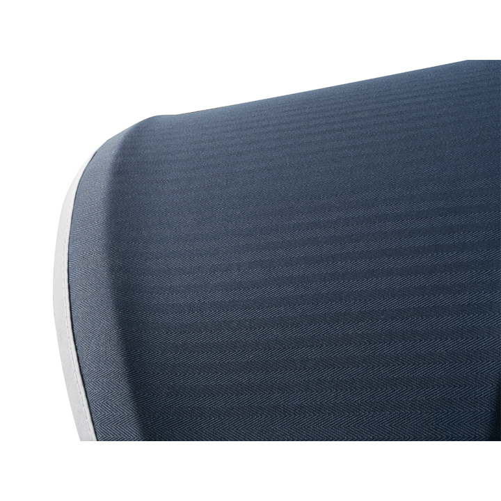 ネイビークラシック NV